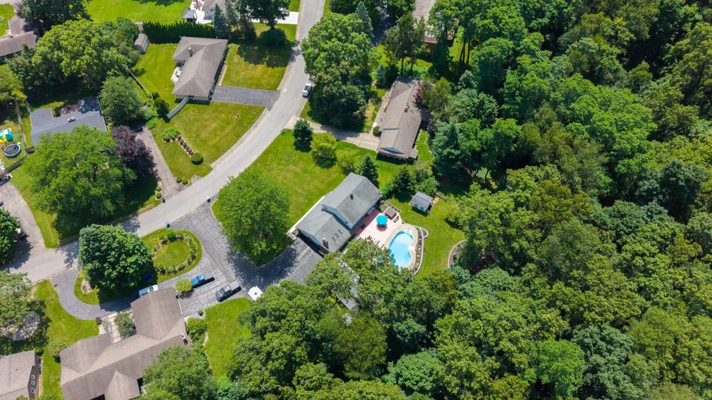 351 W Ridge Circle Oshtemo Charter Township, MI 49009