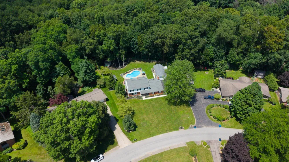 351 W Ridge Circle Oshtemo Charter Township, MI 49009