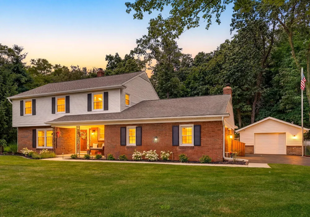 351 W Ridge Circle Oshtemo Charter Township, MI 49009