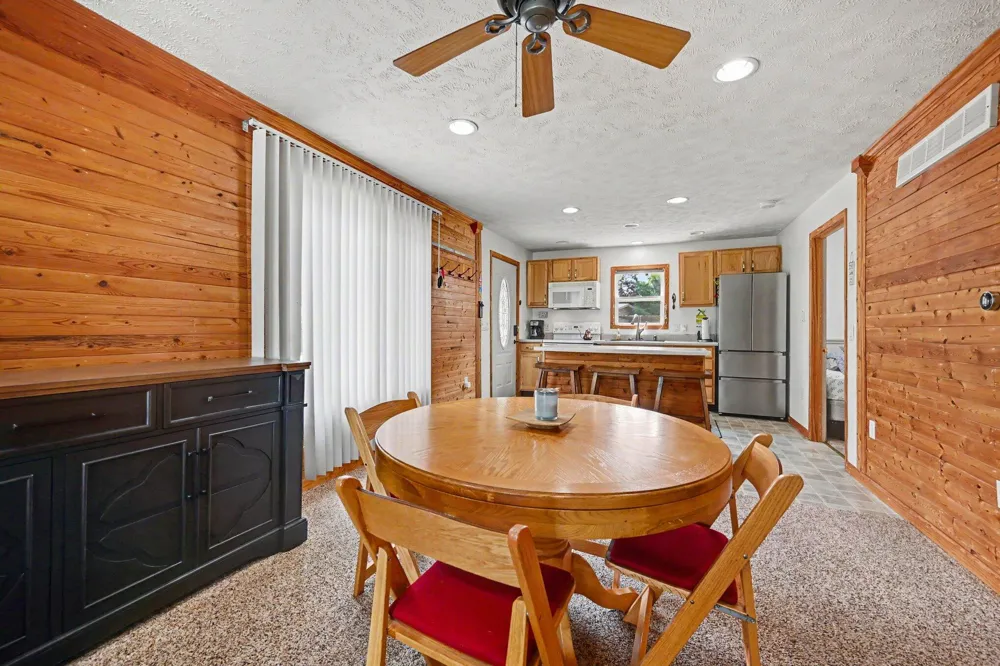 731 Beechwood Drive Hope Township, MI 49046