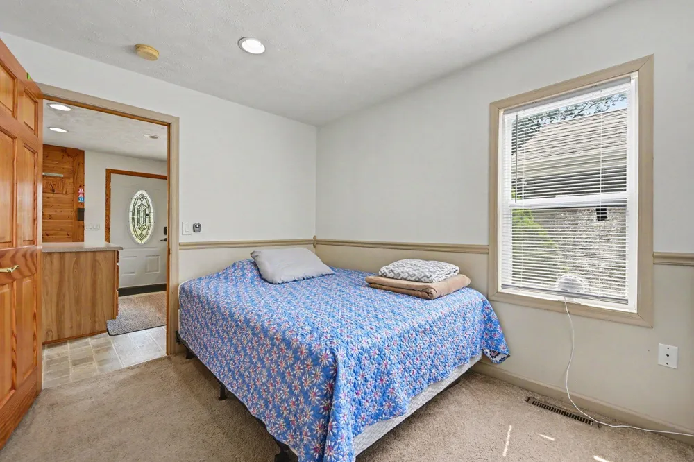 731 Beechwood Drive Hope Township, MI 49046