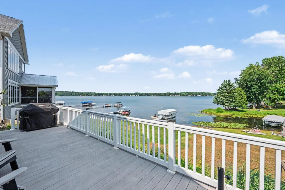 731 Beechwood Drive Hope Township, MI 49046