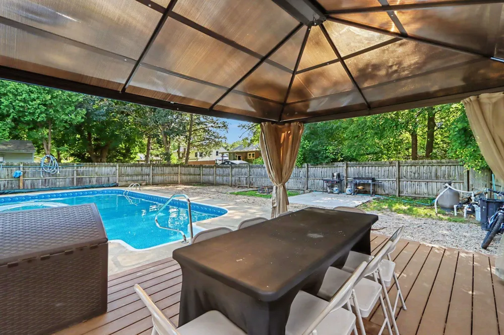 1323 Coolidge Avenue Kalamazoo Charter Township, MI 49006