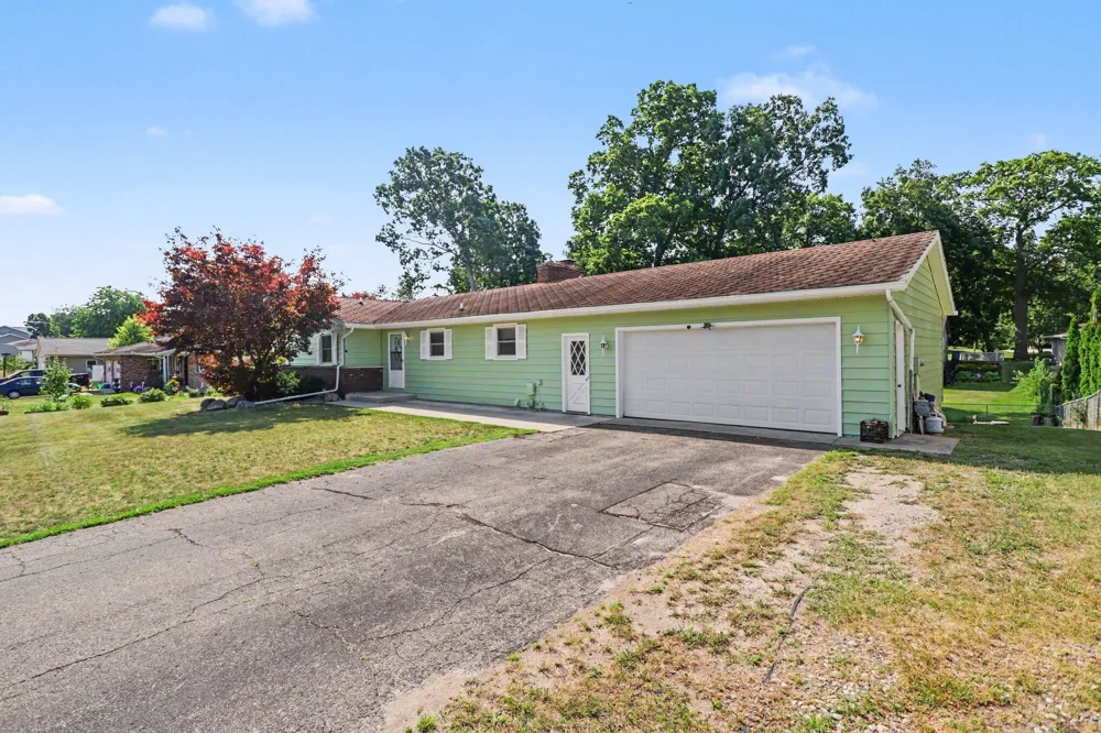 6480 Ormada Drive Comstock Charter Township, MI 49048