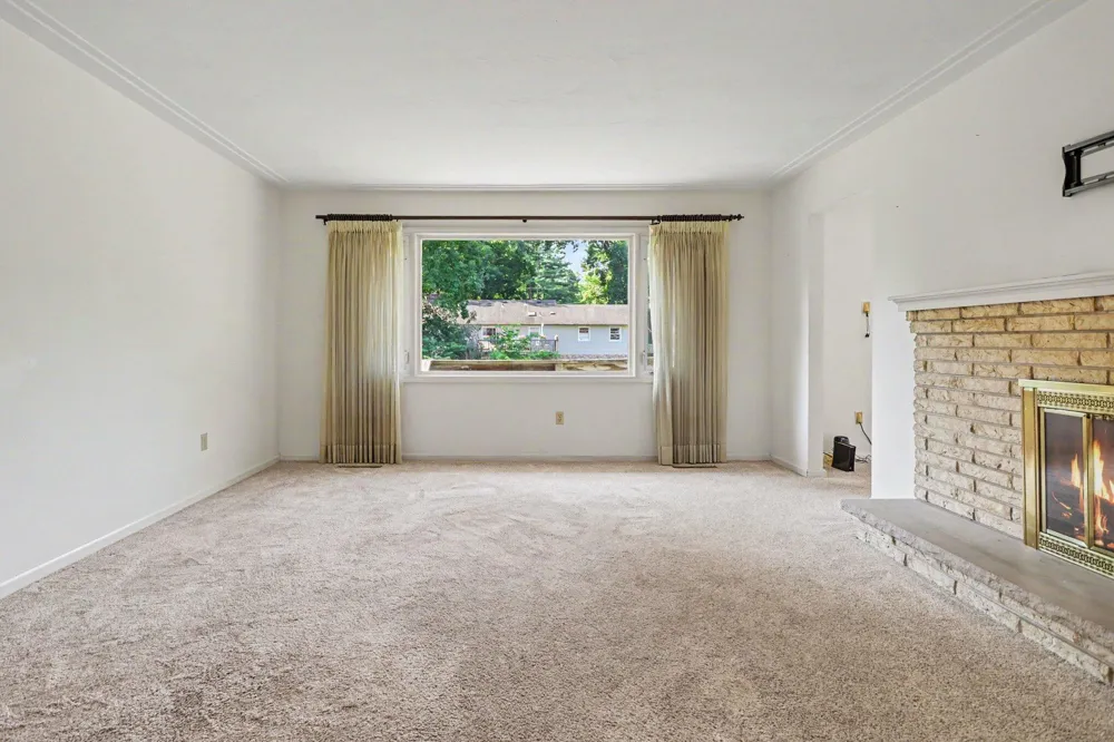 6480 Ormada Drive Comstock Charter Township, MI 49048