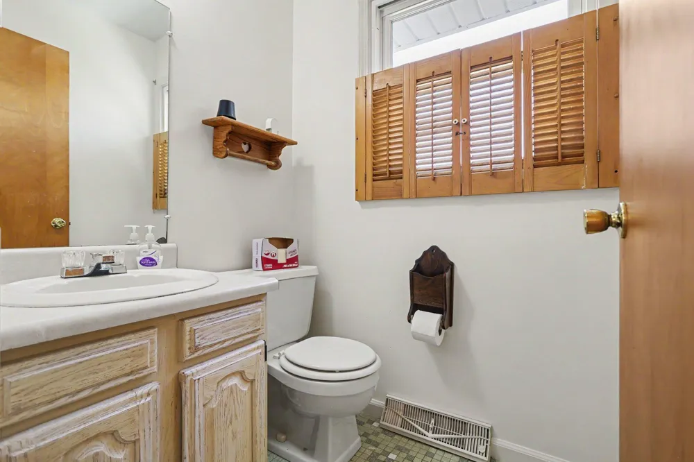 6480 Ormada Drive Comstock Charter Township, MI 49048