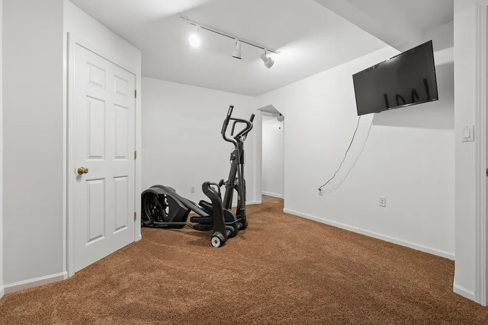 7654 Dunross Drive Portage City, MI 49024