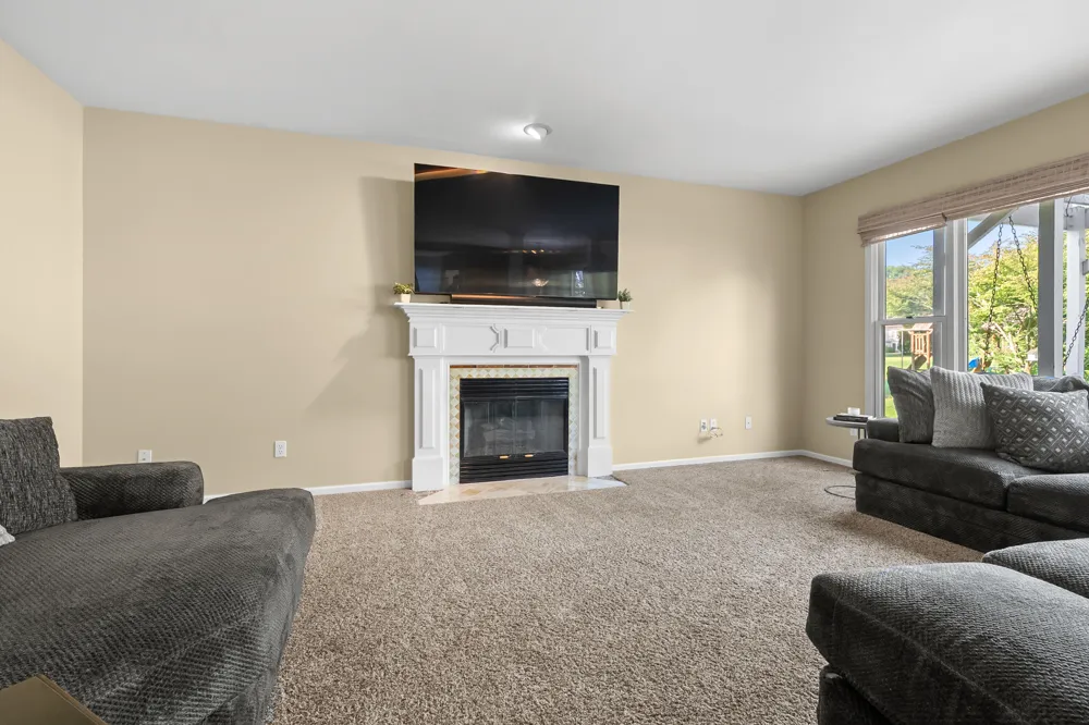 7654 Dunross Drive Portage City, MI 49024
