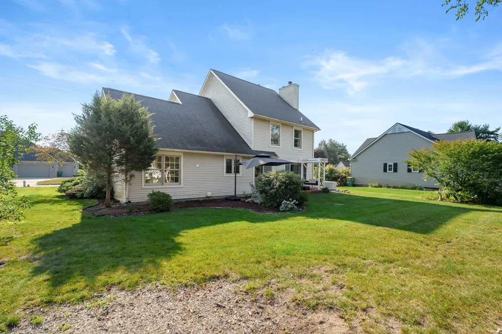 7654 Dunross Drive Portage City, MI 49024