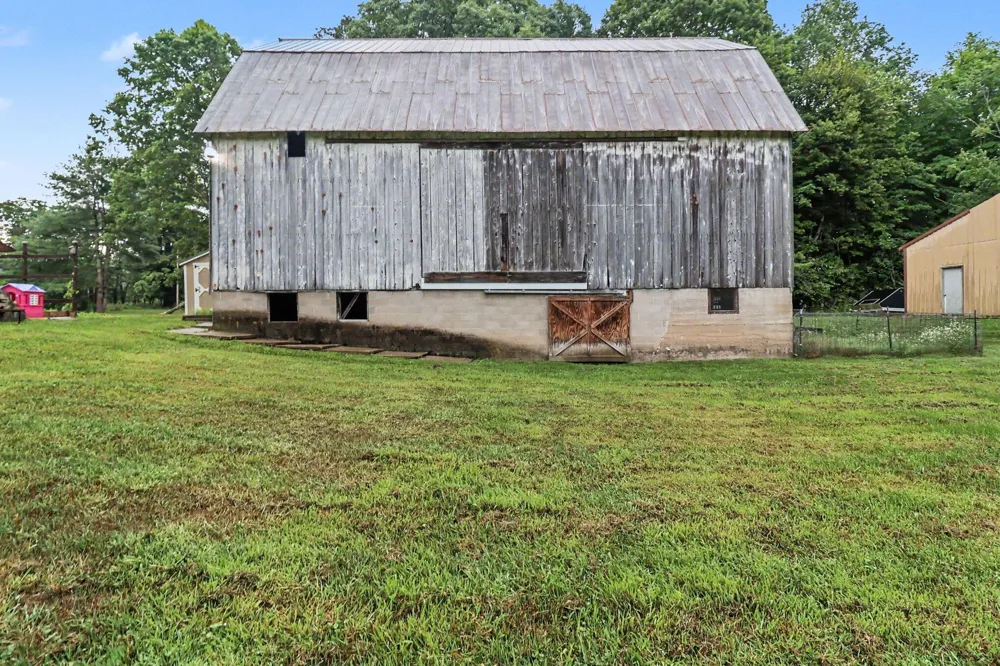 16465 Flarity Road Dickson Township, MI 49619