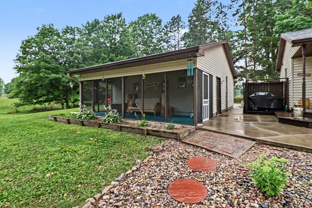 16465 Flarity Road Dickson Township, MI 49619