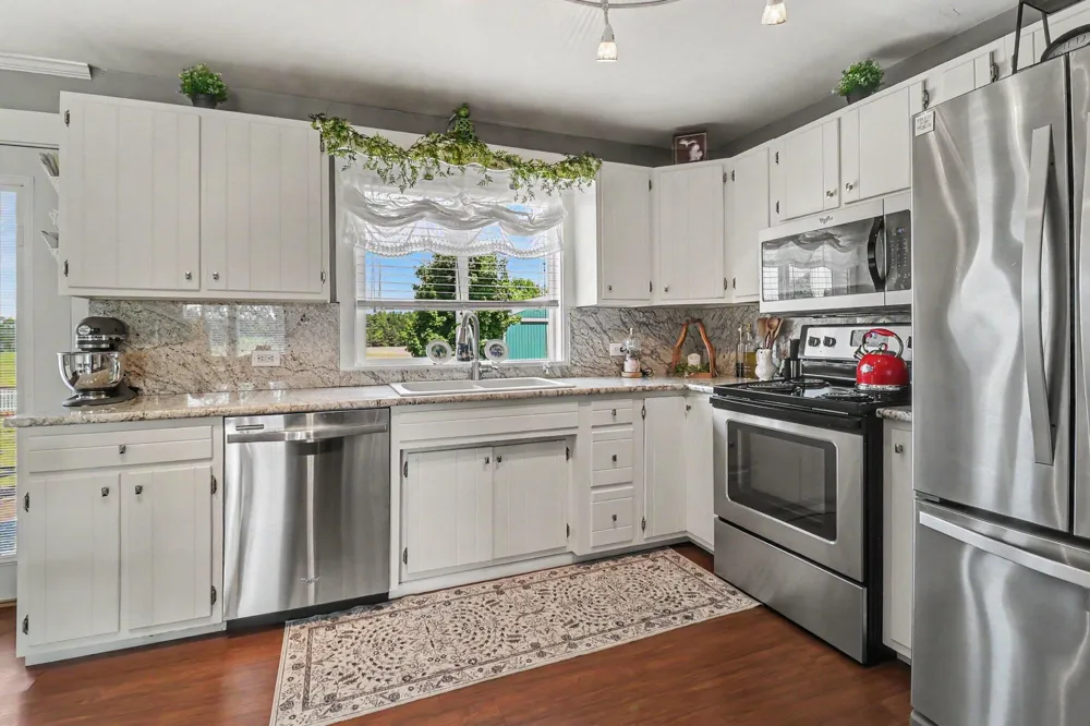 5832 Potter Road Onekama Township, MI 49614