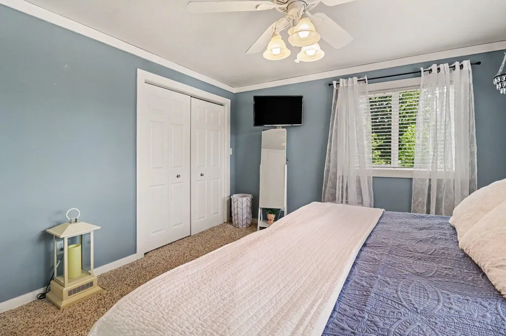 5832 Potter Road Onekama Township, MI 49614