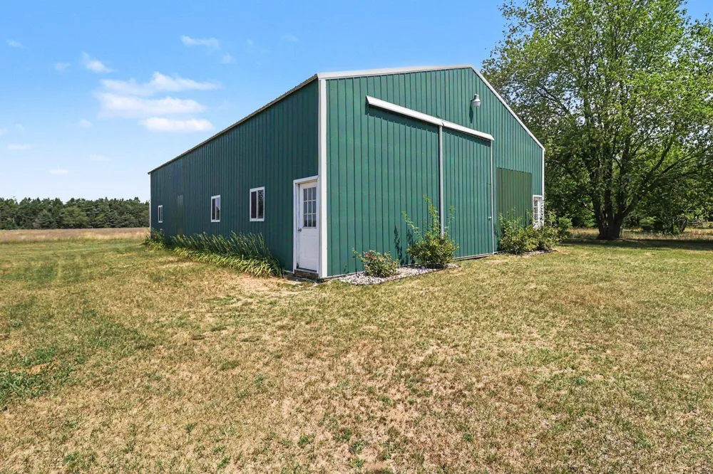 5832 Potter Road Onekama Township, MI 49614