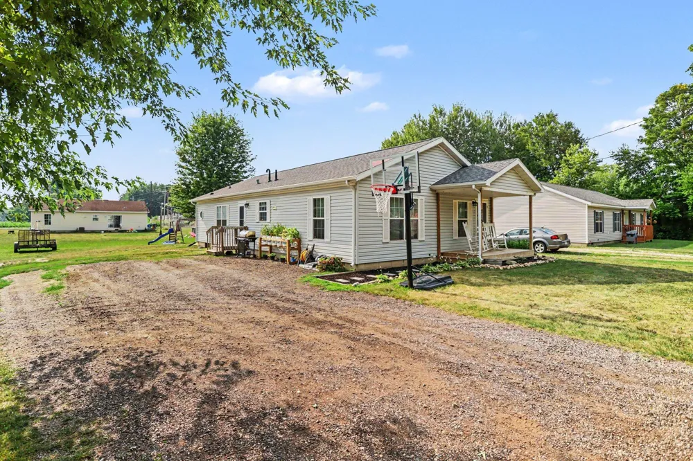 715 Washington Street Tekonsha Village, MI 49092