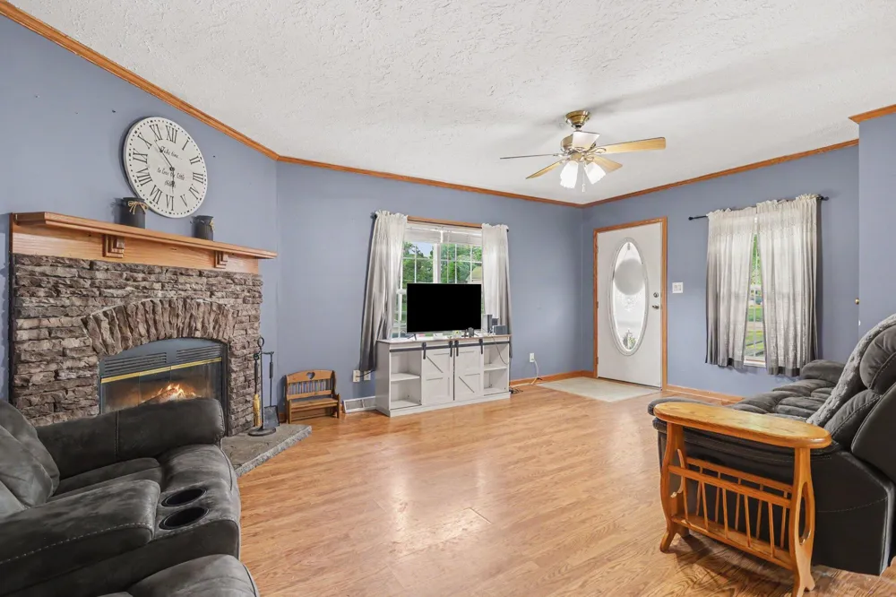715 Washington Street Tekonsha Village, MI 49092
