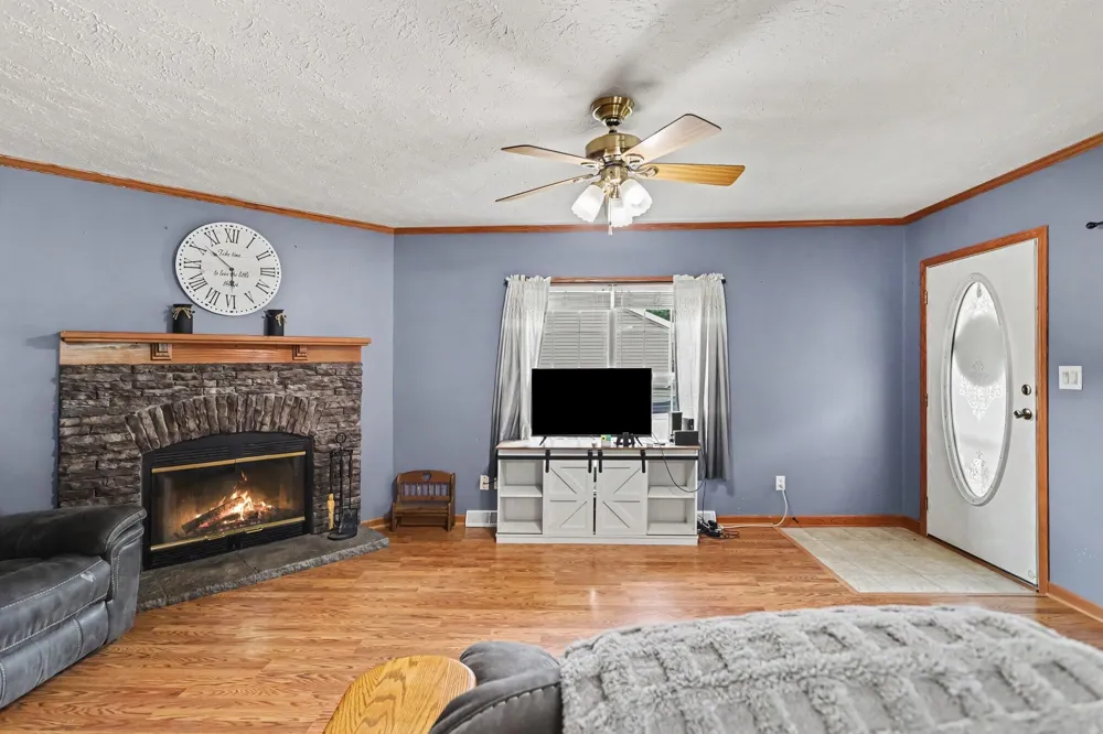 715 Washington Street Tekonsha Village, MI 49092