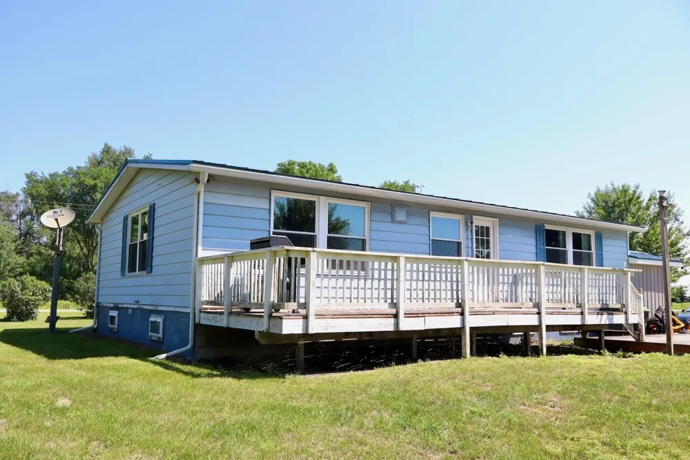 1824 W Bessinger Road Au Gres Township, MI 48765