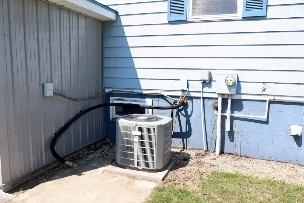 1824 W Bessinger Road Au Gres Township, MI 48765