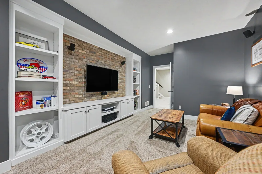1897 Toscana Street Oshtemo Charter Township, MI 49009