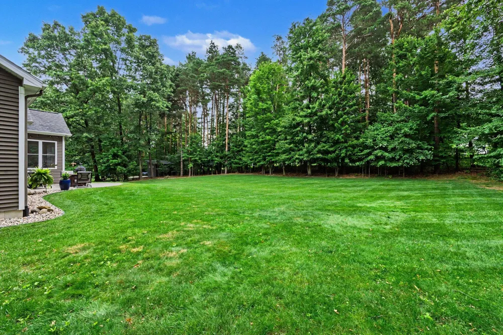 1897 Toscana Street Oshtemo Charter Township, MI 49009
