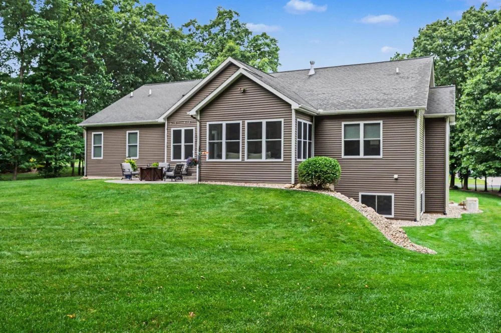 1897 Toscana Street Oshtemo Charter Township, MI 49009