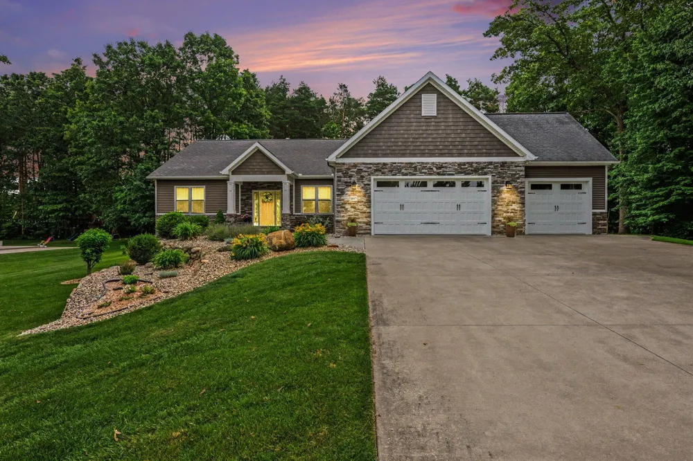1897 Toscana Street Oshtemo Charter Township, MI 49009