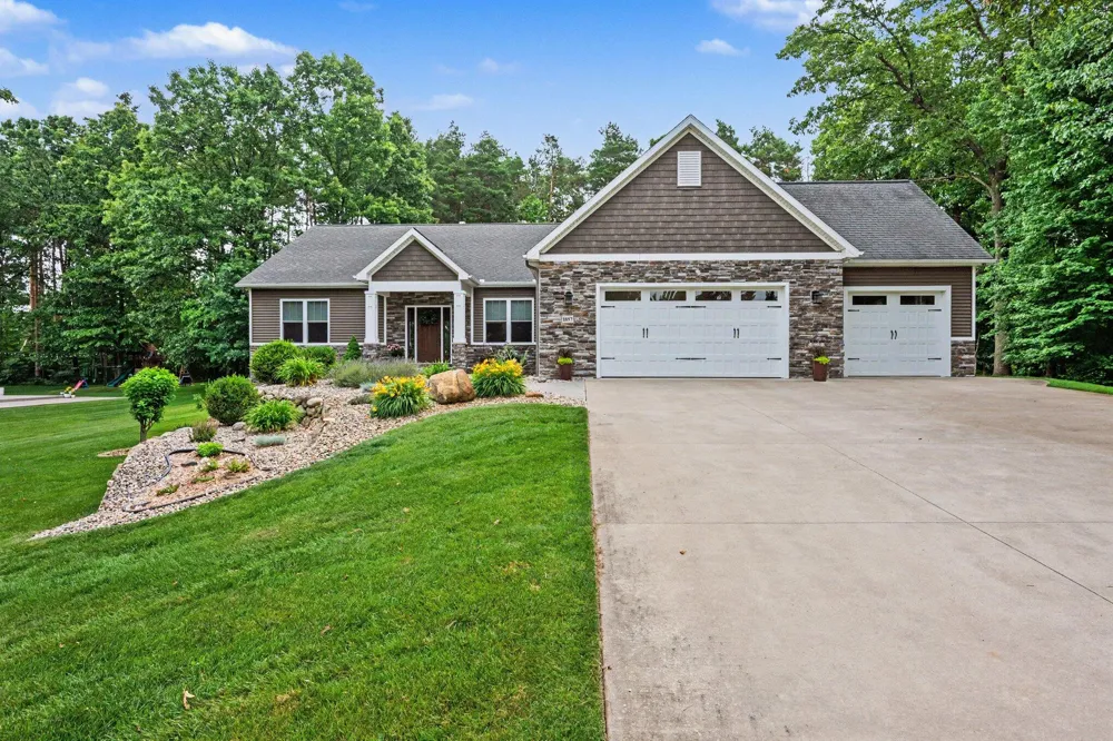 1897 Toscana Street Oshtemo Charter Township, MI 49009