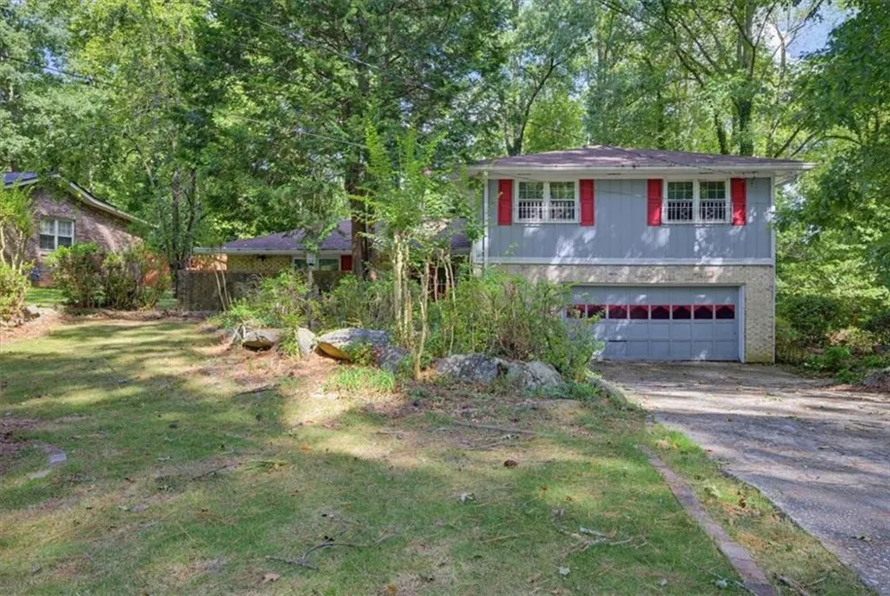 3594 Ale Circle East Point, GA 30344