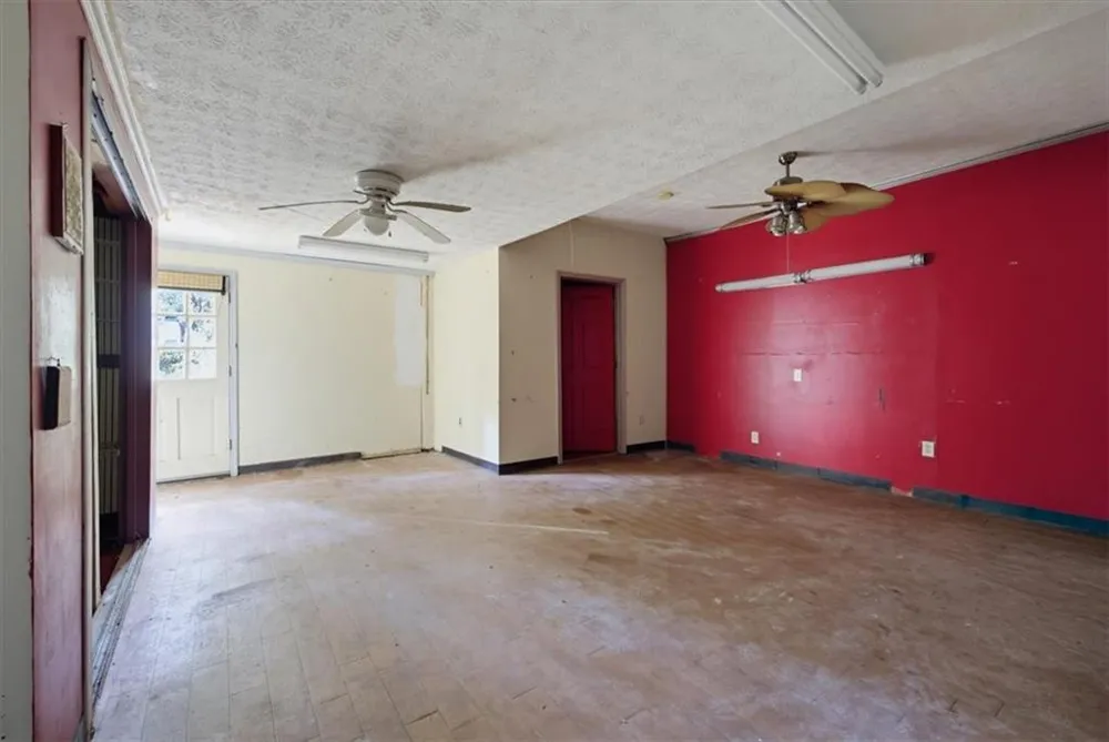 3594 Ale Circle East Point, GA 30344
