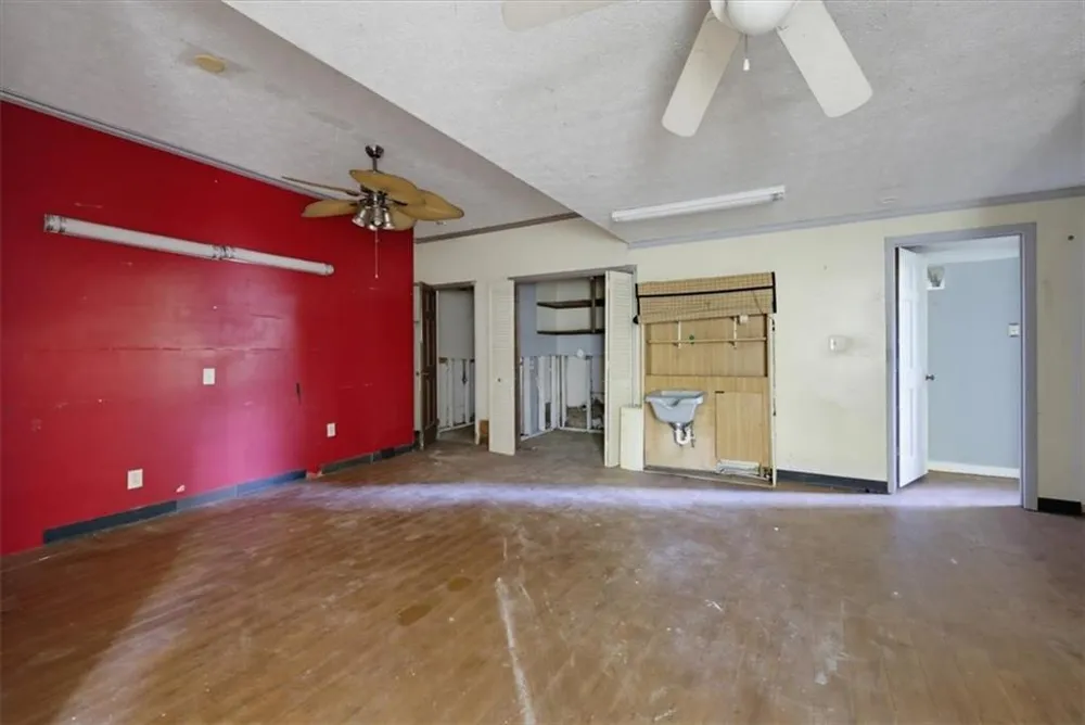 3594 Ale Circle East Point, GA 30344