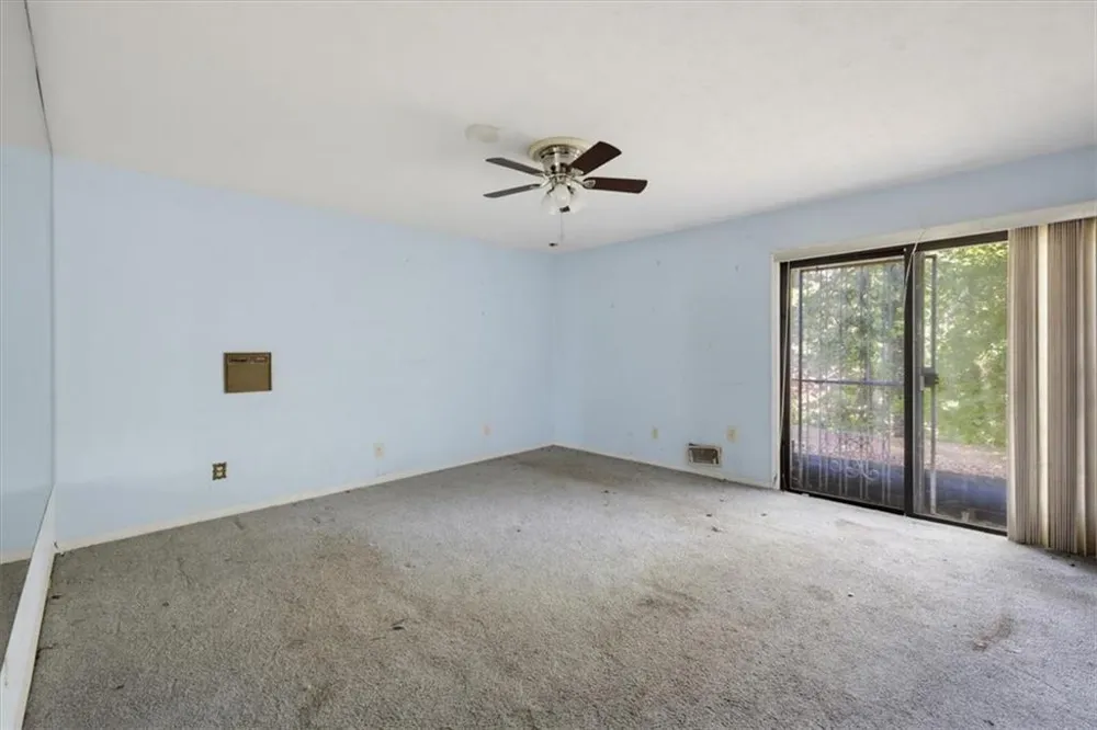 3594 Ale Circle East Point, GA 30344