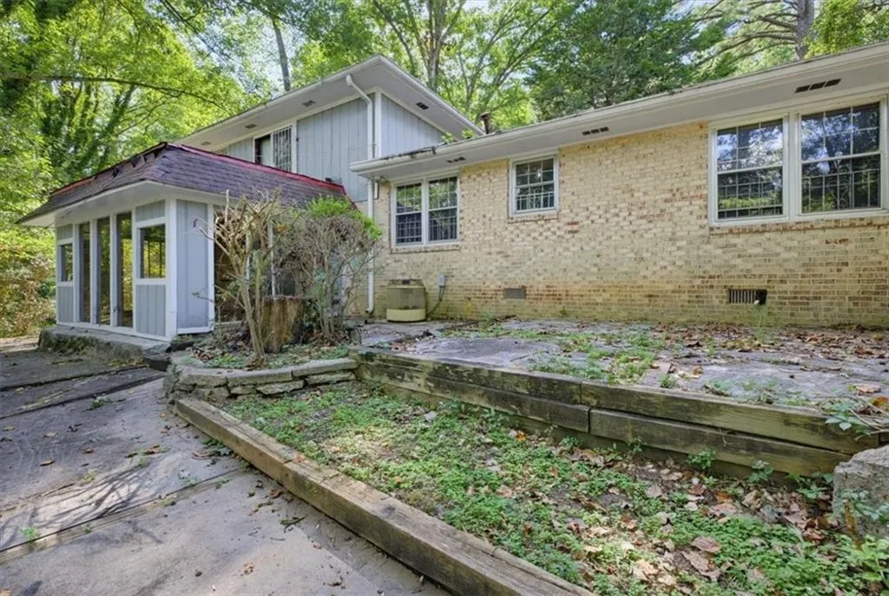 3594 Ale Circle East Point, GA 30344