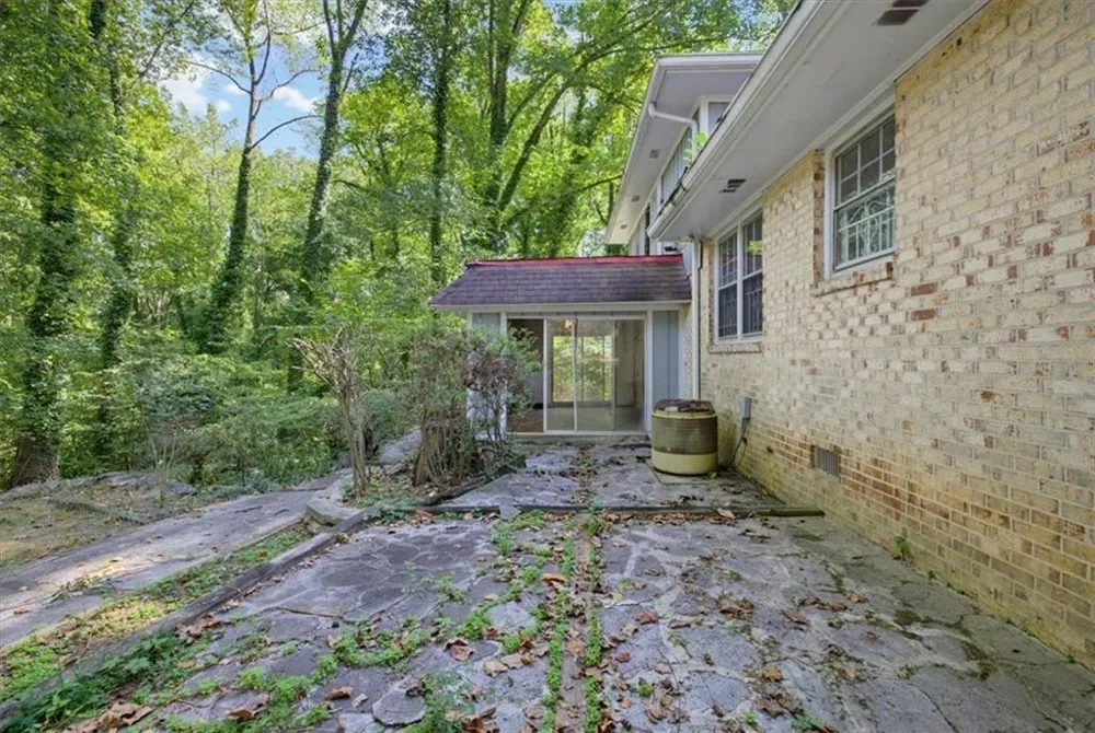 3594 Ale Circle East Point, GA 30344