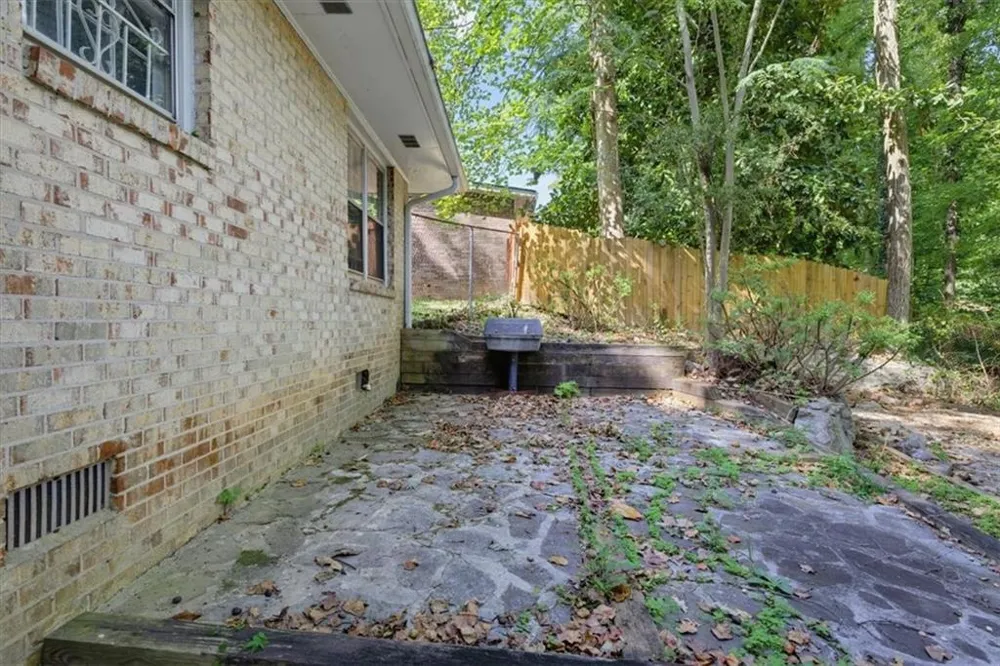 3594 Ale Circle East Point, GA 30344