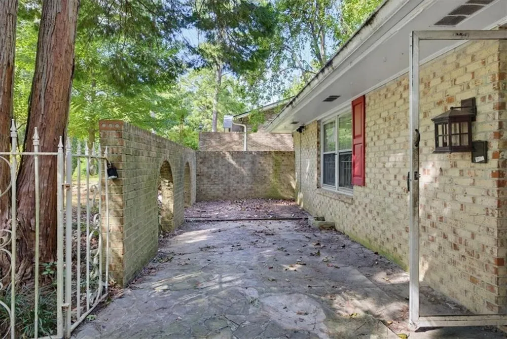 3594 Ale Circle East Point, GA 30344