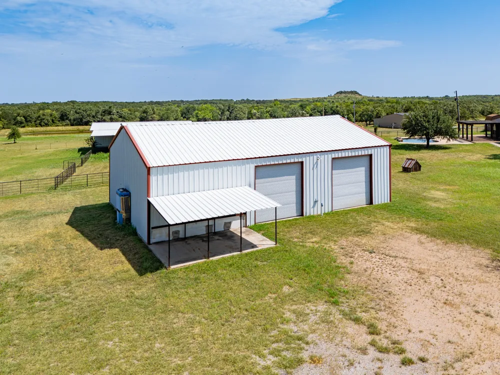 601 County Road 3525 Paradise, TX 76073