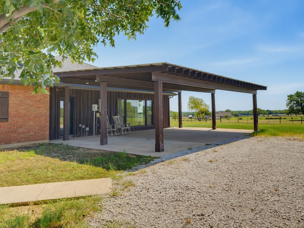 601 County Road 3525 Paradise, TX 76073