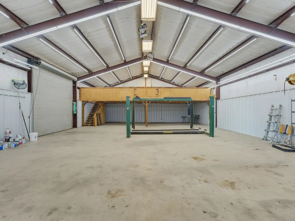 601 County Road 3525 Paradise, TX 76073