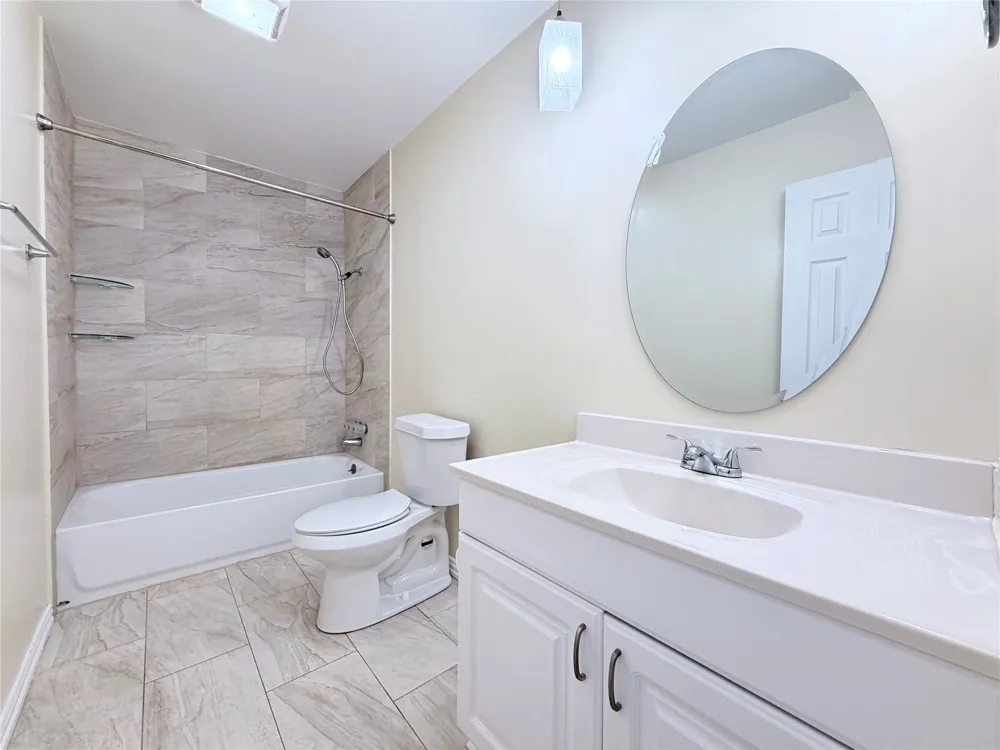 407 Ivy Way Garland, TX 75043