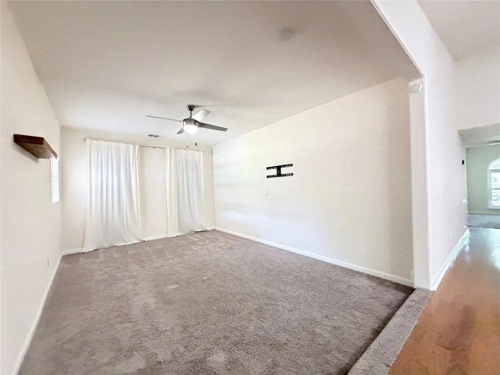 407 Ivy Way Garland, TX 75043