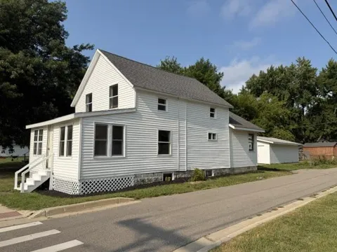 335 S Pleasant Street