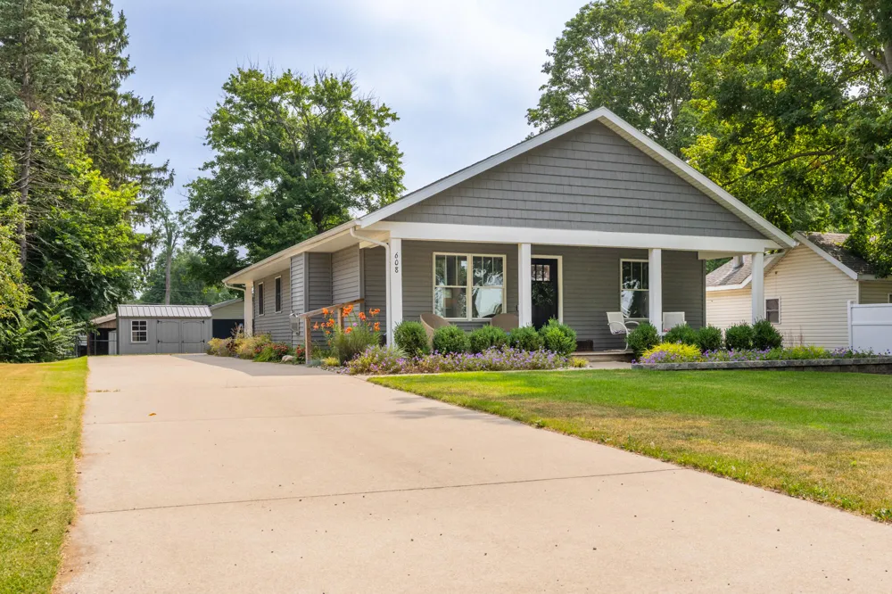 608 S Main Street Berrien Springs Village, MI 49103