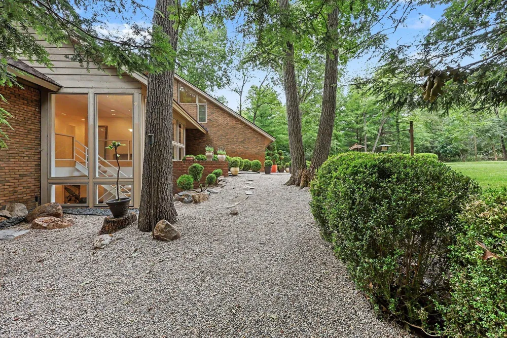 5315 Red Fox Run Superior Charter Township, MI 48105