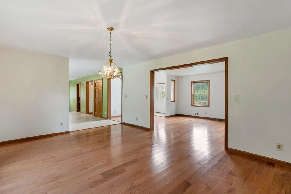 28810 Coulter Street Howard Township, MI 49112