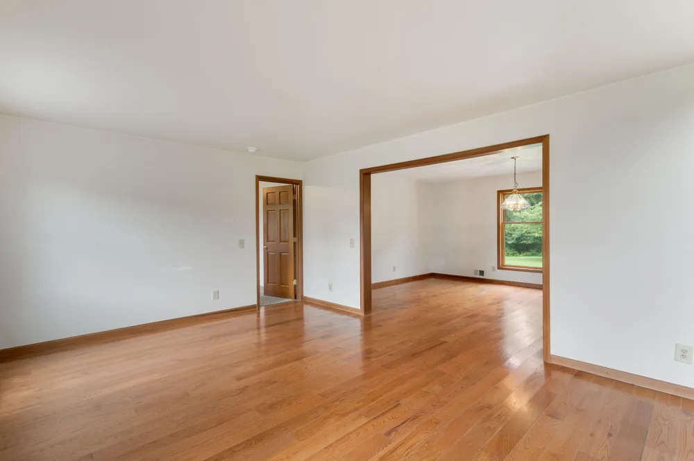 28810 Coulter Street Howard Township, MI 49112