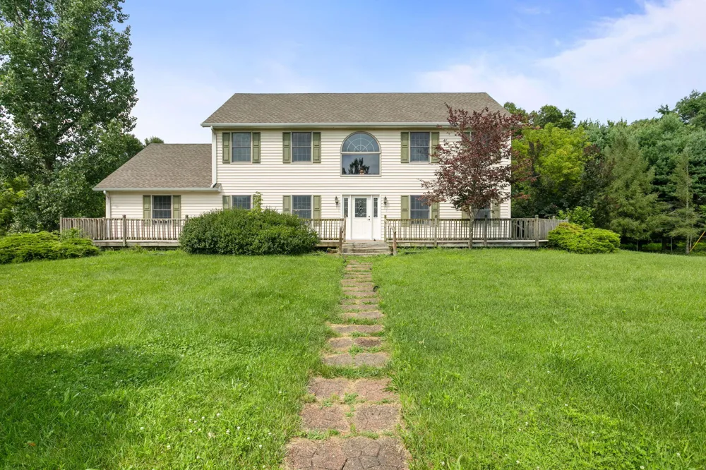 28810 Coulter Street Howard Township, MI 49112