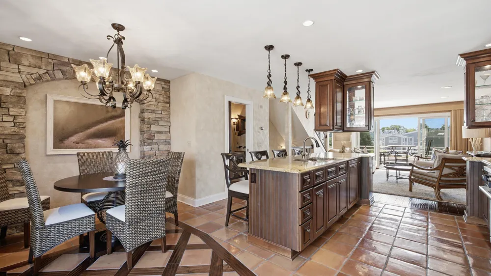 409 Lake Drive #17 New Buffalo City, MI 49117