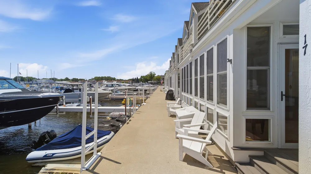 409 Lake Drive #17 New Buffalo City, MI 49117