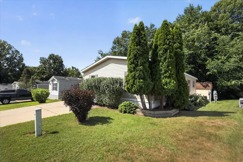 8000 Warren Woods Road #100 Three Oaks Township, MI 49128
